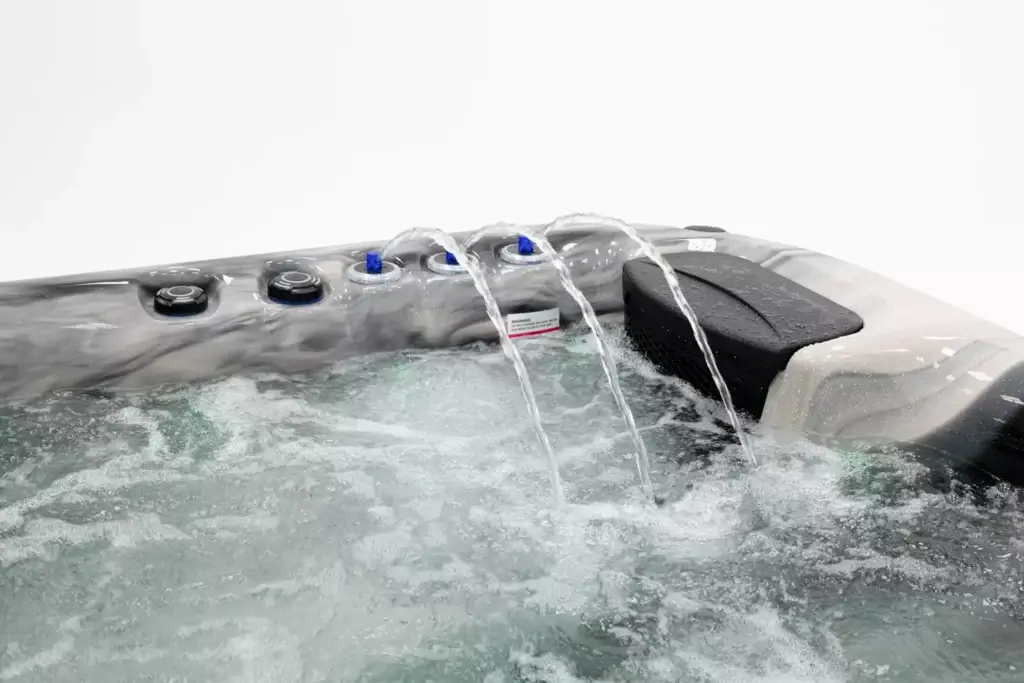 Platinum Spas Refresh Hot Tub