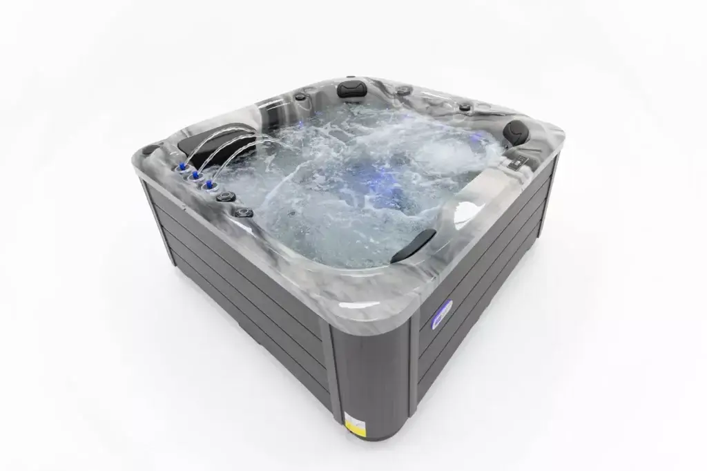 Platinum Spas Refresh Hot Tub