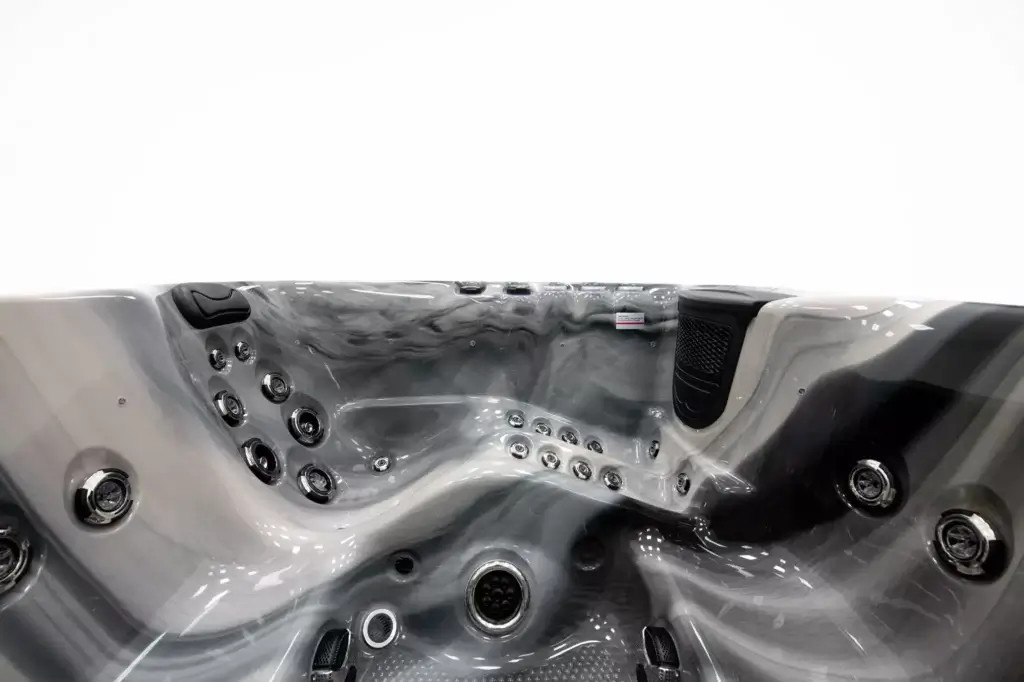 Platinum Spas Refresh Hot Tub
