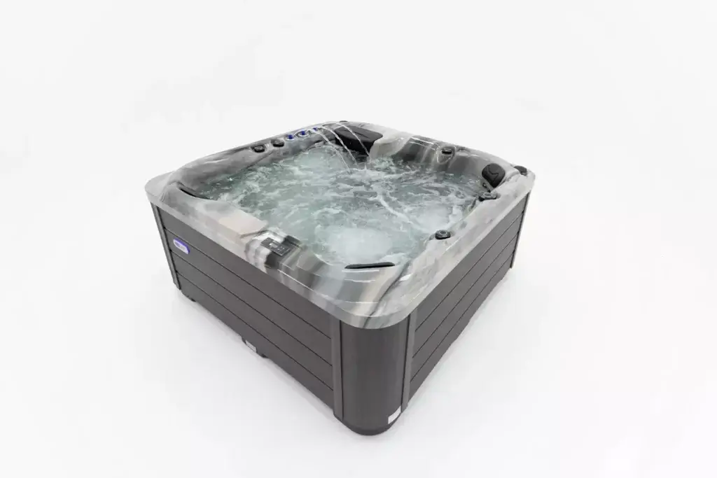 Platinum Spas Refresh Hot Tub