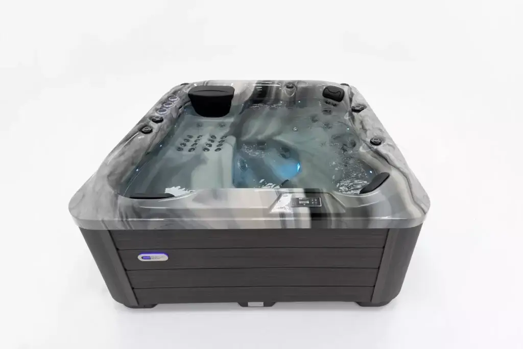Platinum Spas Refresh Hot Tub