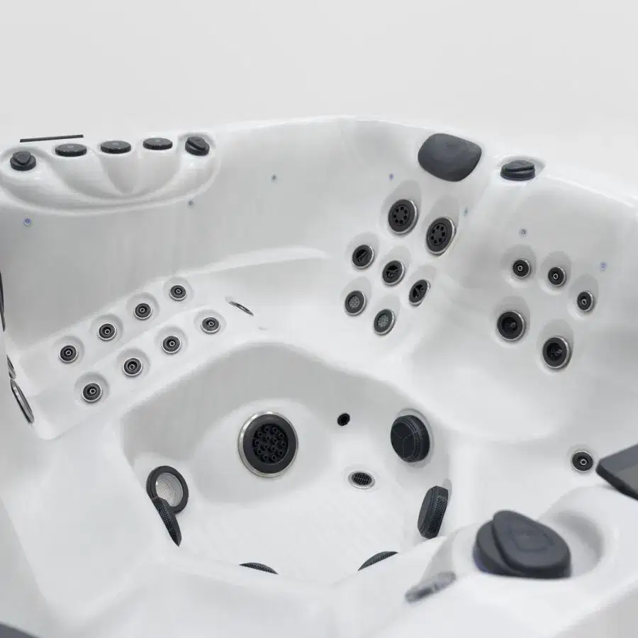 Florence Hot Tub
