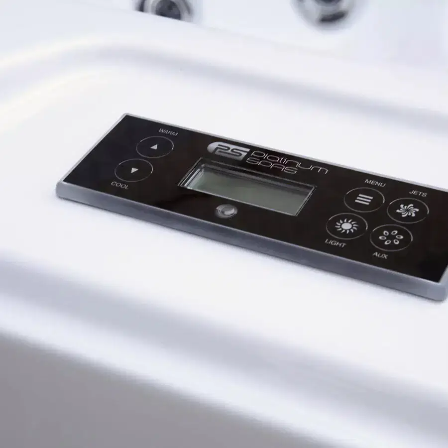 Reims Hot Tub